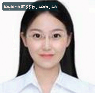 李华